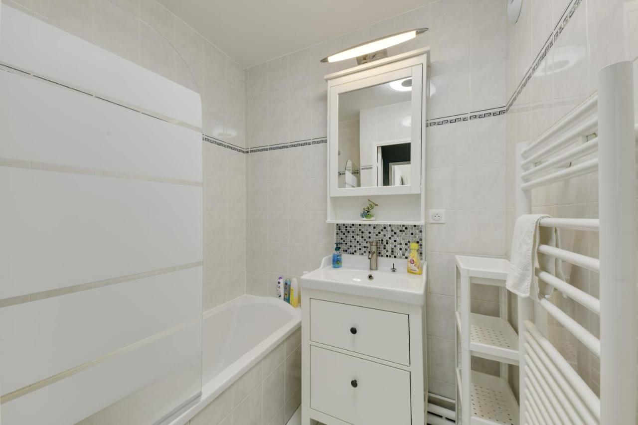 Chic Apart With Great View Of Paris Appartamento Saint-Denis  Esterno foto